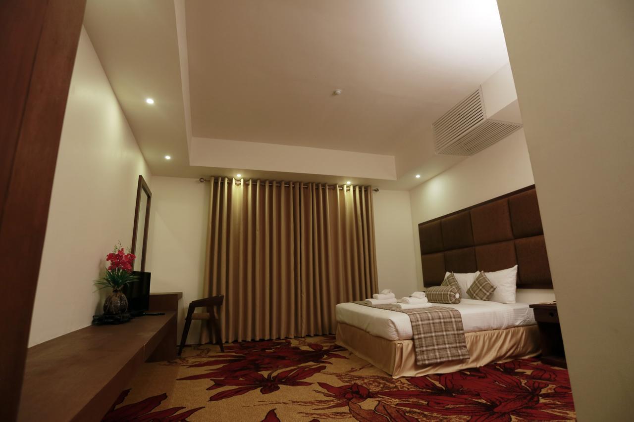 Avenra Gangaara Hotel Wennappuwa Extérieur photo