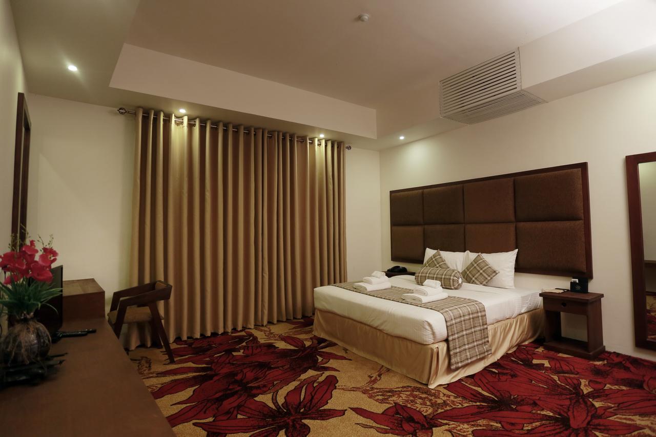 Avenra Gangaara Hotel Wennappuwa Extérieur photo