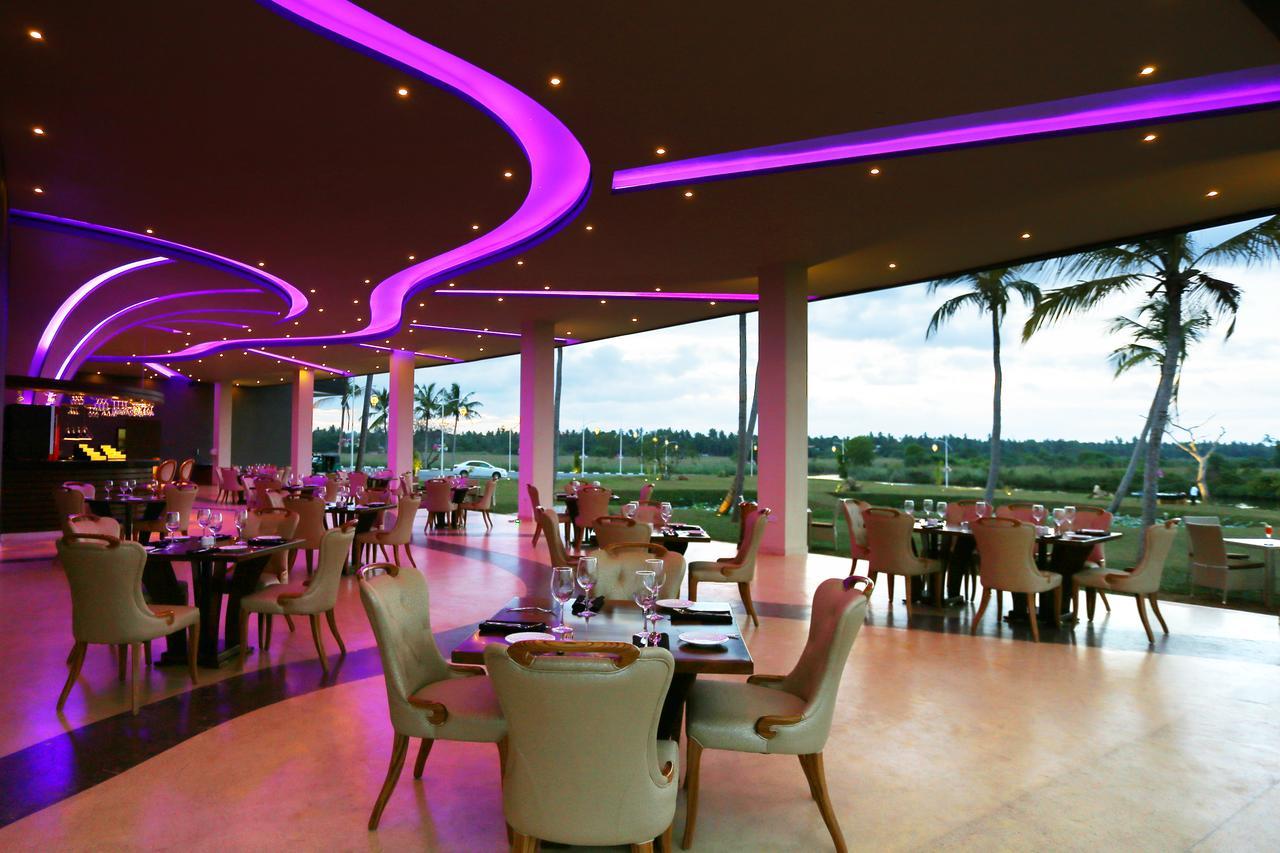 Avenra Gangaara Hotel Wennappuwa Extérieur photo
