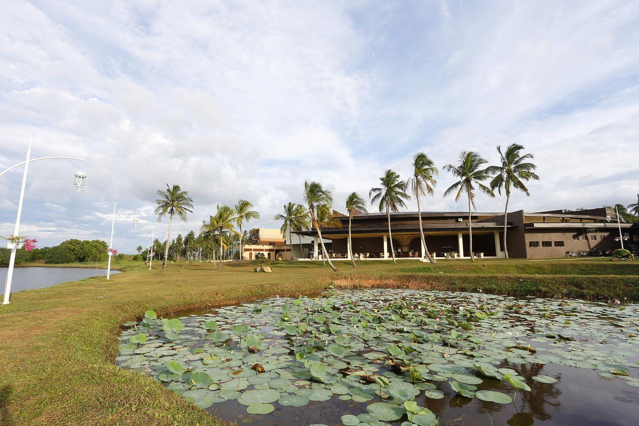 Avenra Gangaara Hotel Wennappuwa Extérieur photo