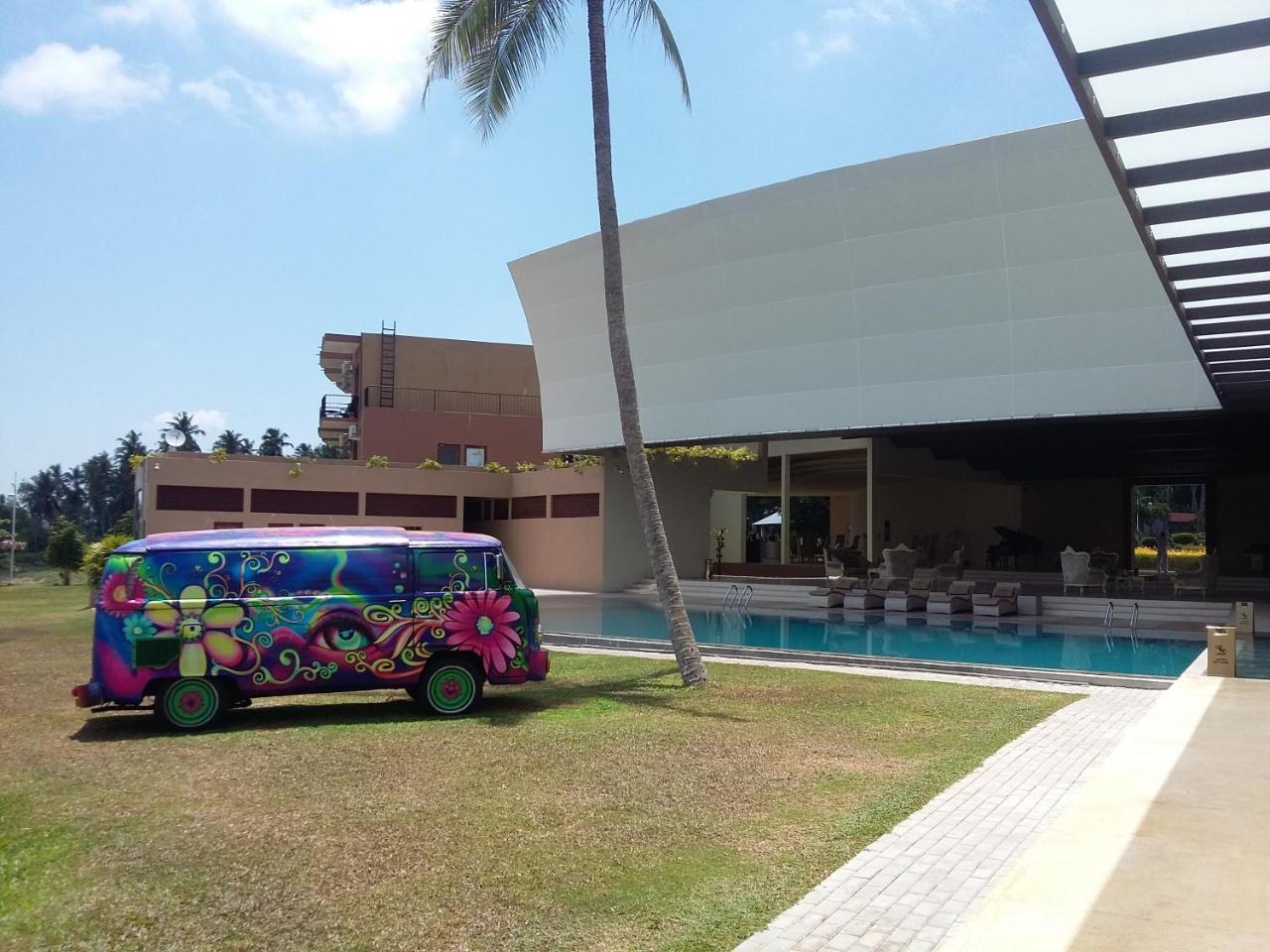 Avenra Gangaara Hotel Wennappuwa Extérieur photo